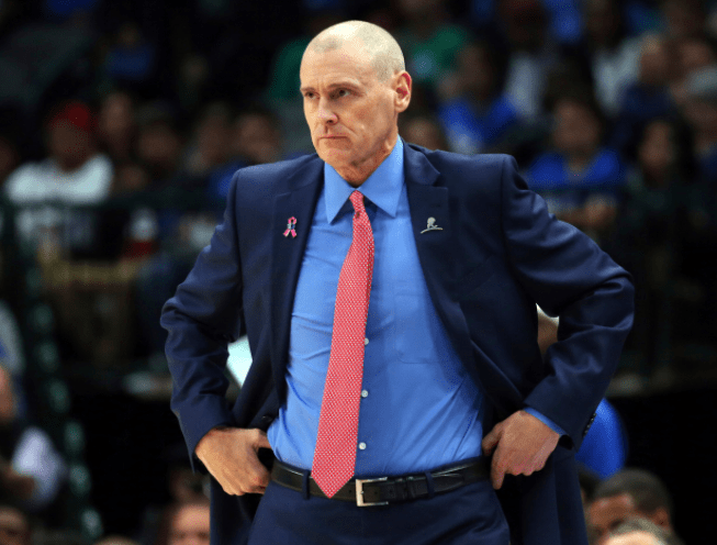 NG28- 莱万多夫斯基与华为解约 