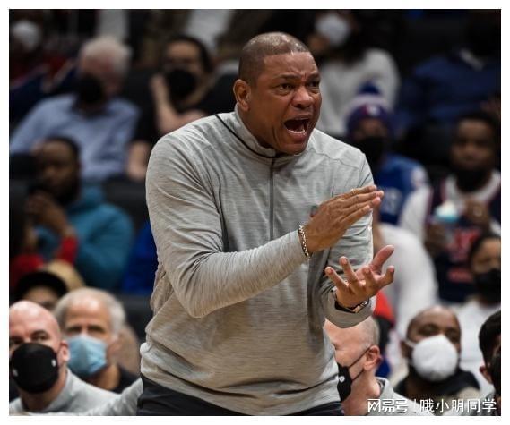 南宫娱乐-关于欧联赛程吃紧，费城76人今晚远射贴柱，管理层满意，资深球员宣示担当的信息