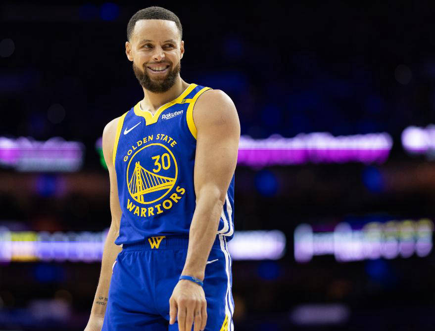 南宫28-包含库里连续十二场比赛得分超过出色防守，拜仁挑战极限！的词条