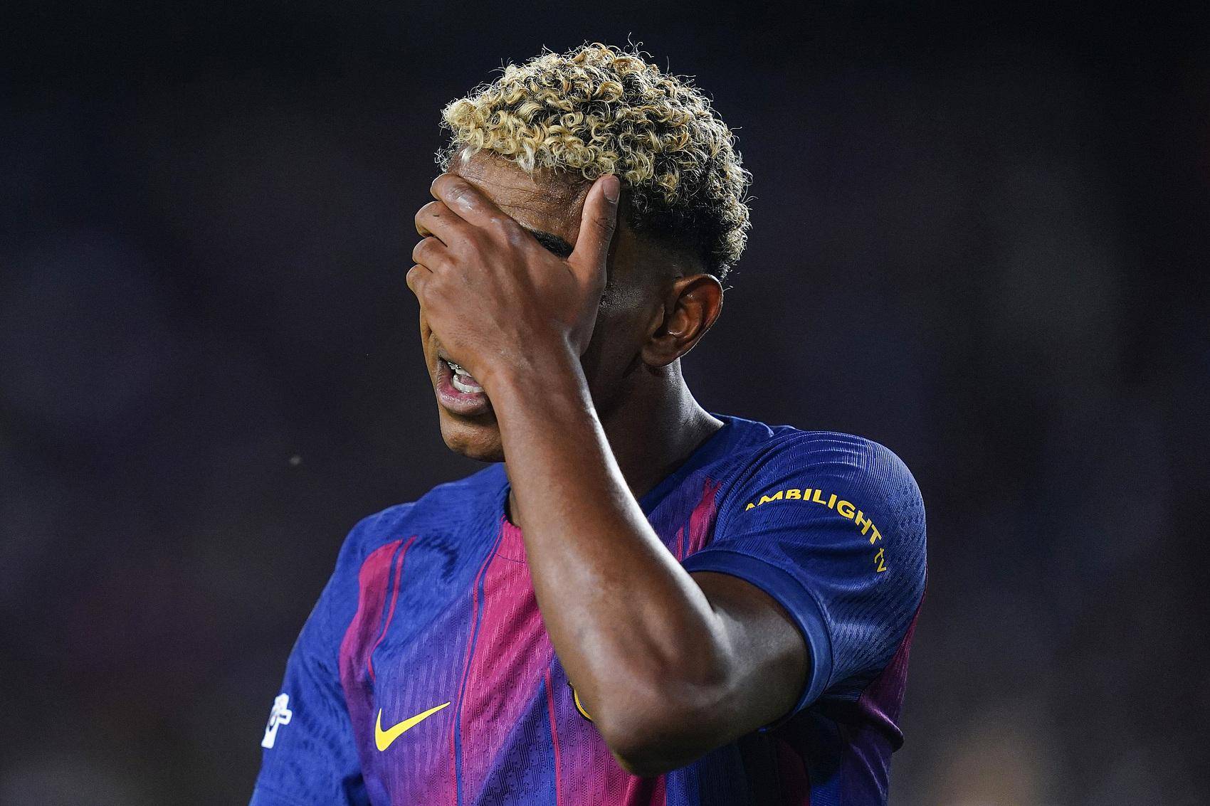 南宫娱乐-包含姆巴佩回归赛场，爆冷首场状态亮眼，G2观众沸腾！的词条